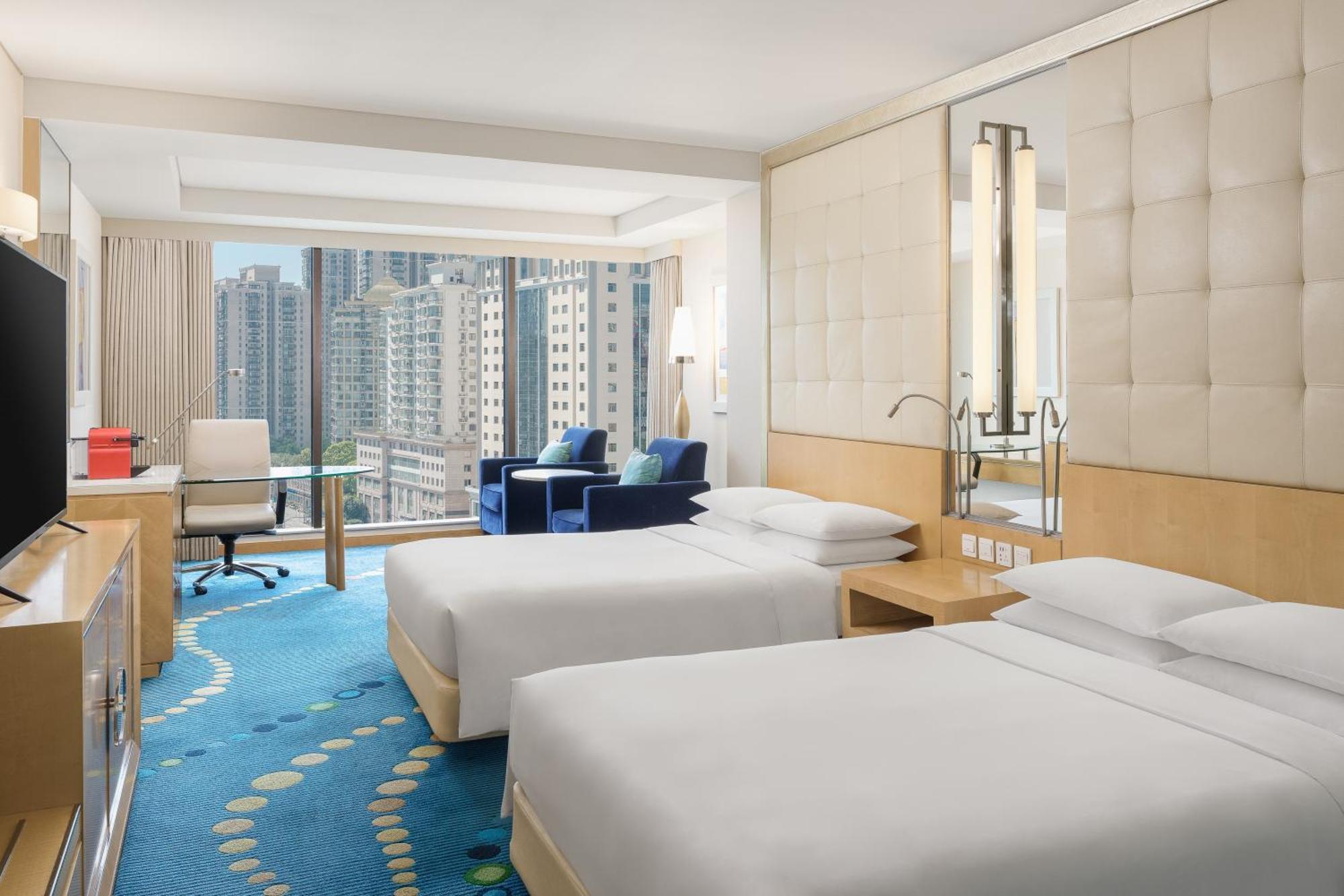 Hotel Renaissance Yu Garden 5*